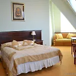 Piramida Park & Wellness Hotel 4*