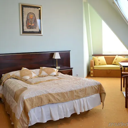 Piramida Park & Wellness Hotel 4*