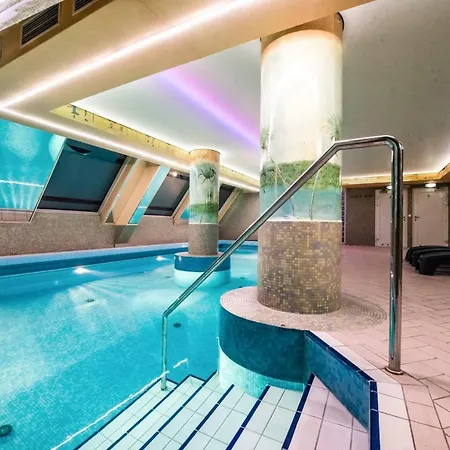 Piramida Park & Wellness