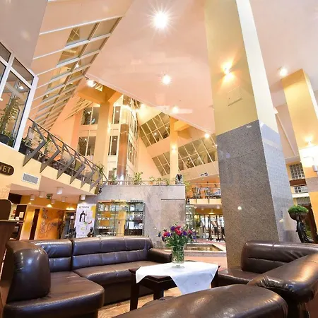 Szálloda Piramida Park & Wellness 4*