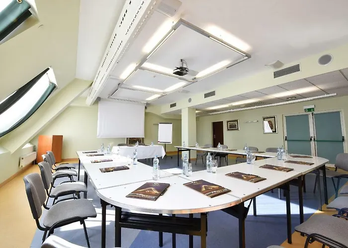 Hotel Piramida Park & Wellness 4*