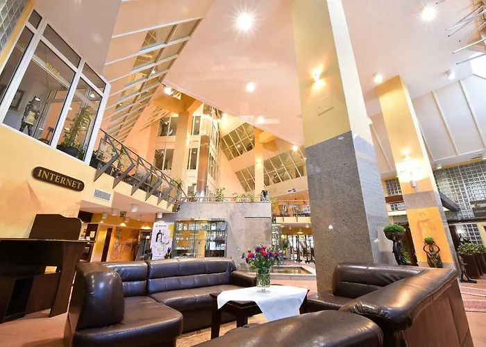 Hotel Piramida Park & Wellness 4*