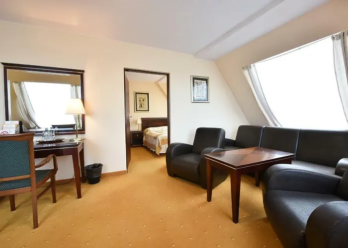 Hotel Piramida Park & Wellness 4*